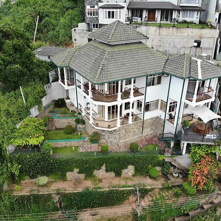 36 Bed & Breakfast 캔디 외부 사진