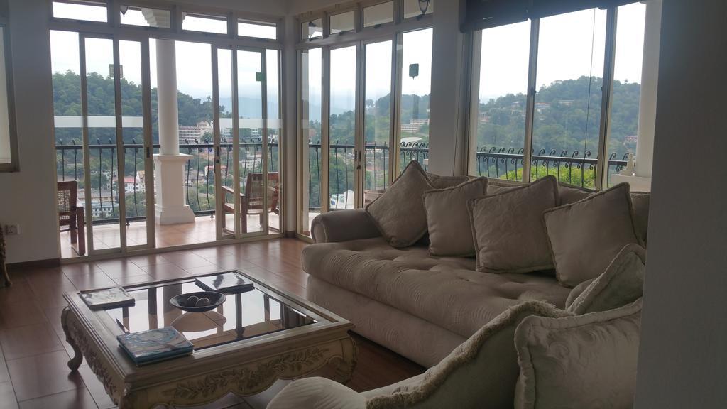 36 Bed & Breakfast 캔디 외부 사진