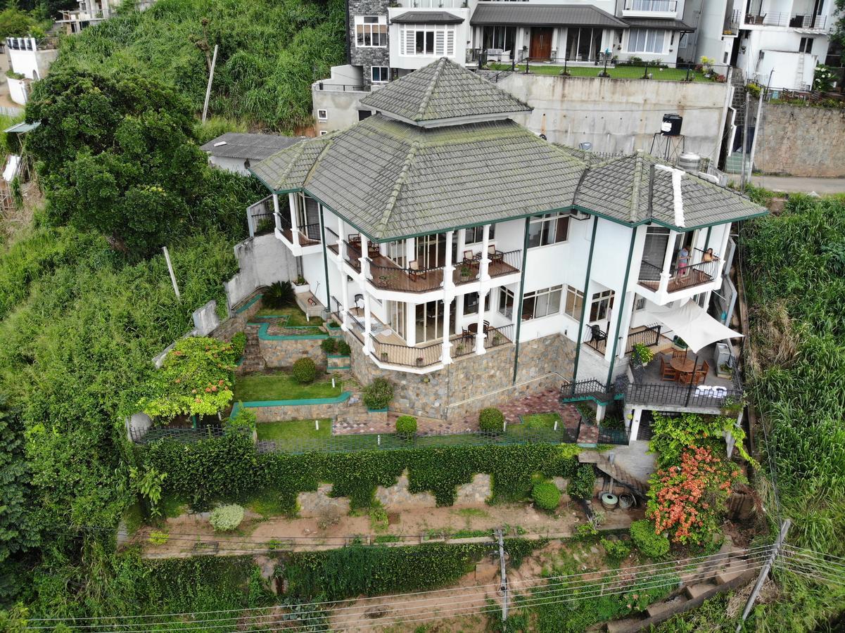 36 Bed & Breakfast 캔디 외부 사진