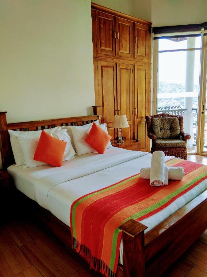36 Bed & Breakfast 캔디 외부 사진